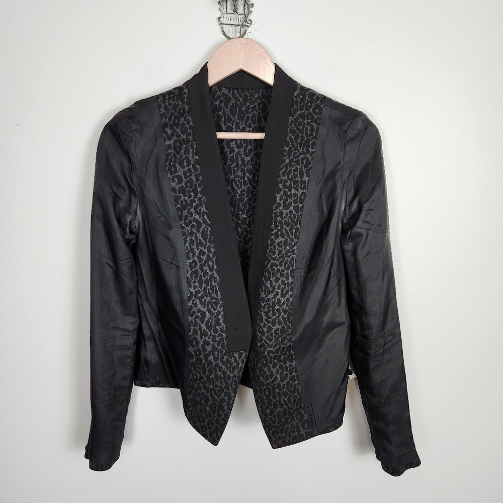 EUC Ann Taylor LOFT Black Gray Leopard Print Tuxedo Jacket Blazer (2) #0597 - Picture 7 of 10